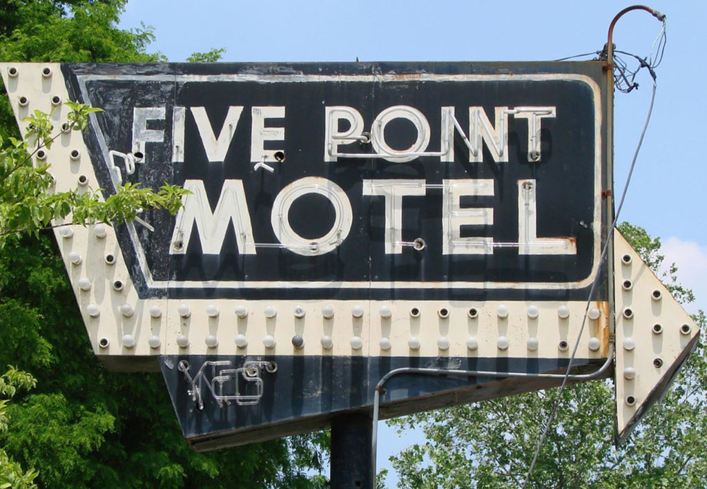 Five Point Motel US129 in Robbinsville.