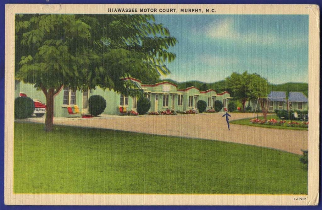 Hiawassee Motor Court, Murphy NC postcard circa 1940s.