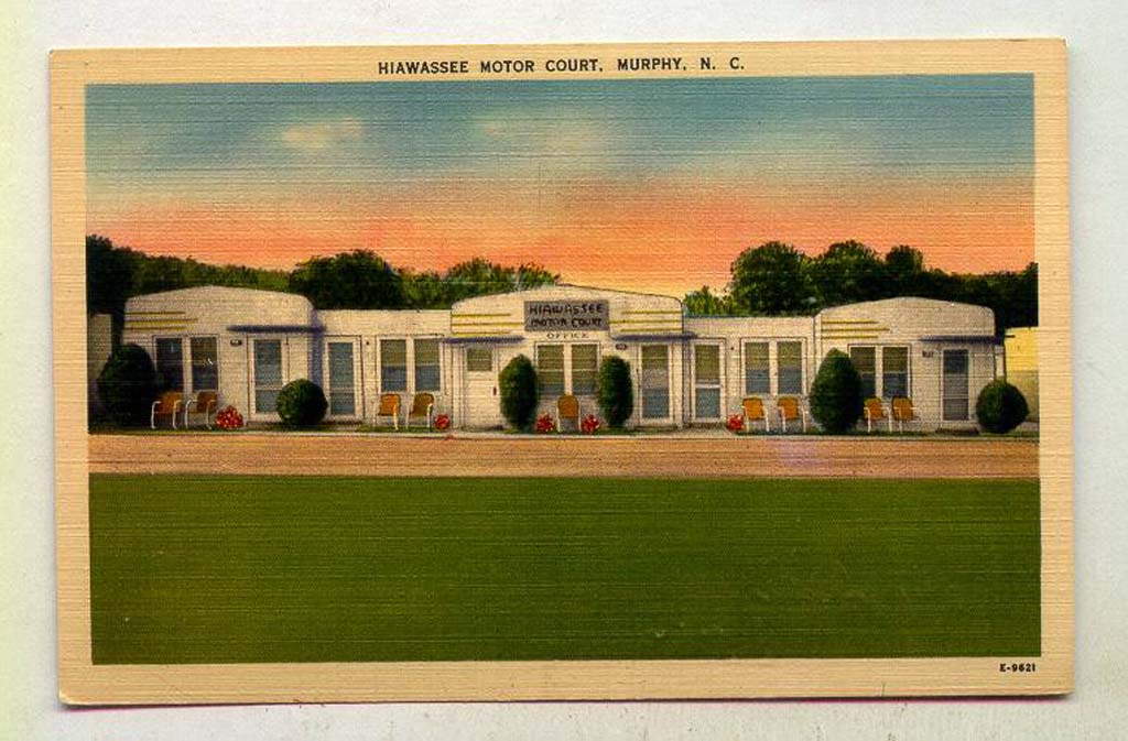 Hiawassee Motor Court, Murphy NC postcard circa 1940s.